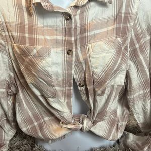 Purplish off white button down sparkly.  Very cute